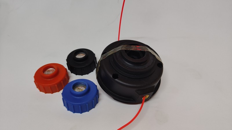 Головка косильная с 3 насадками Головка косильная с 3 насадками