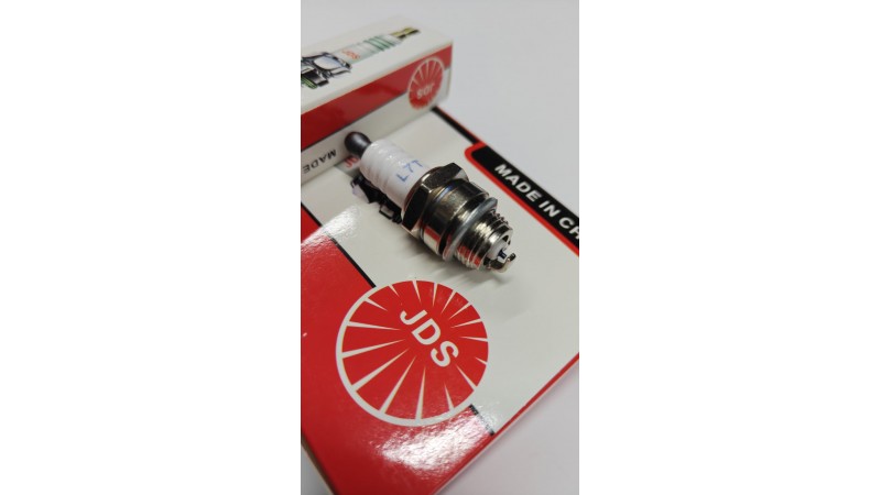 Свеча Spark plug IRIDIUM для бензопил Свеча Spark plug IRIDIUM для бензопил
