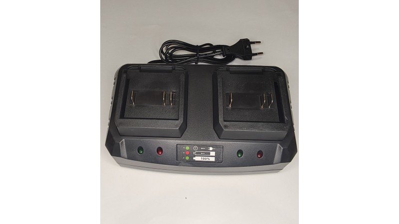 Зарядное устройство  EFFORT для аккумуляторов литий-ион 20 В ток заряда 2.0+2.0 А, два теминала зарядки