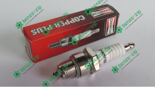 Свеча Champion для 2-Т скутеров