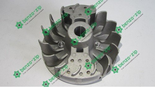 Маховик для мотокосы 40