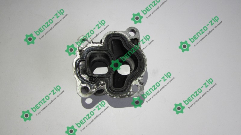 Патрубок карбюратора для БП Husqvarna 435/435е/440