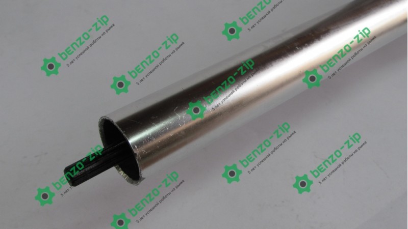 Ведущий вал 28 мм (жесткий привод) на 9 шлицов для мотокосы в сборе Ведущий вал 28 мм (жесткий привод) на 9 шлицов для мотокосы в сборе