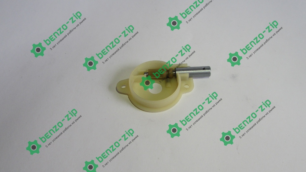 Масляный насос для бензопилы Хускварна 137